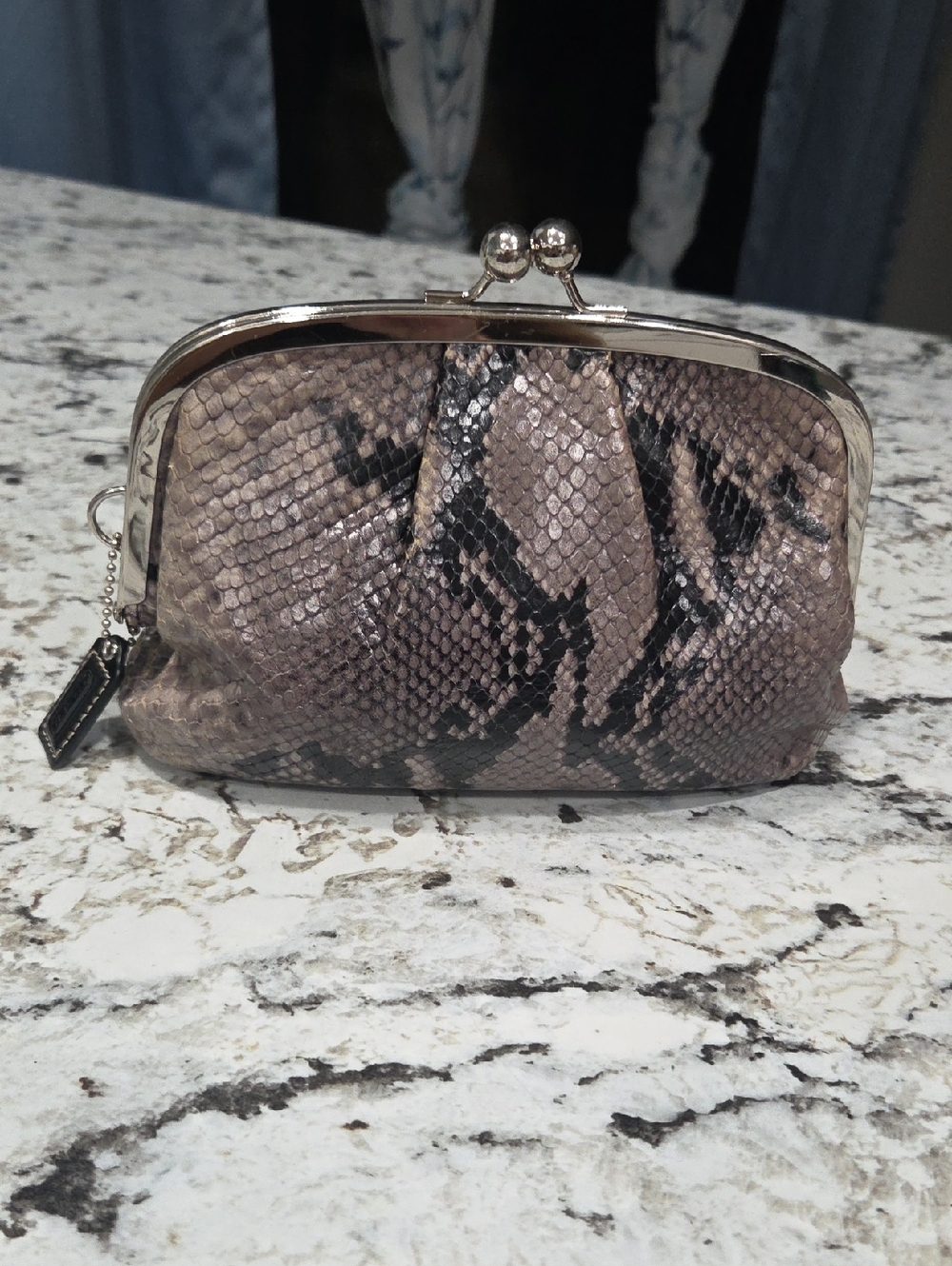 COACH GREY AND BLACK PYTHON EMBOSED KISSLOCK